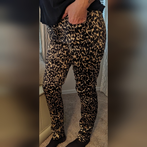 Cache leopard print pant - Picture 6 of 6